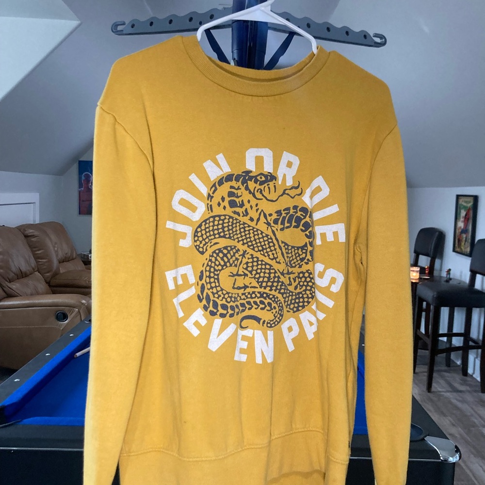 Eleven Paris brand. Men’s Medium